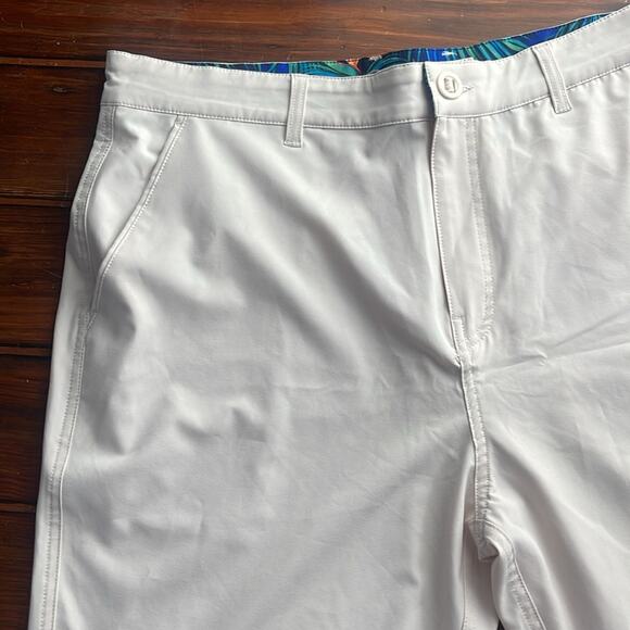 Scales All Tide Performance golf hybrid quick dry flat front shorts sz 36 - Picture 2 of 6